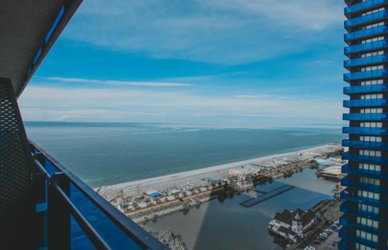Elegance Sea View Aparthotel In Orbi City Батуми Экстерьер фото